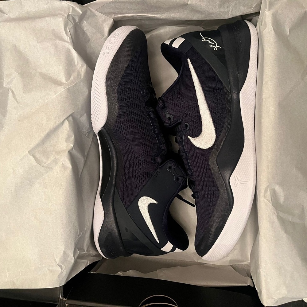 Kobe Protro VIII Collège Navy